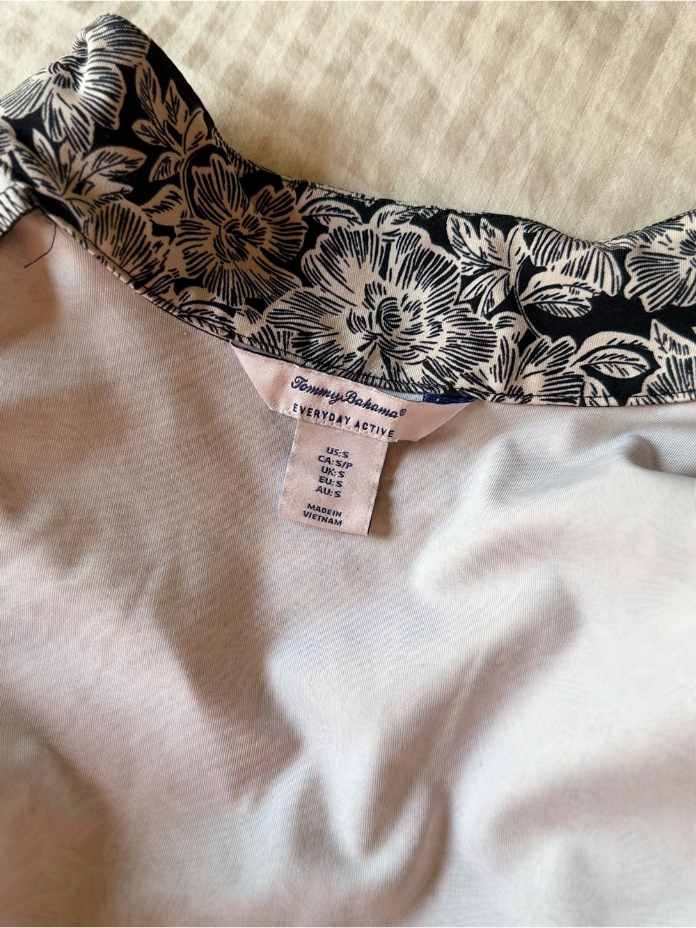 Tommy Bahama Everyday Active Half Zip Athletic Pullover - Picture 3 of 14